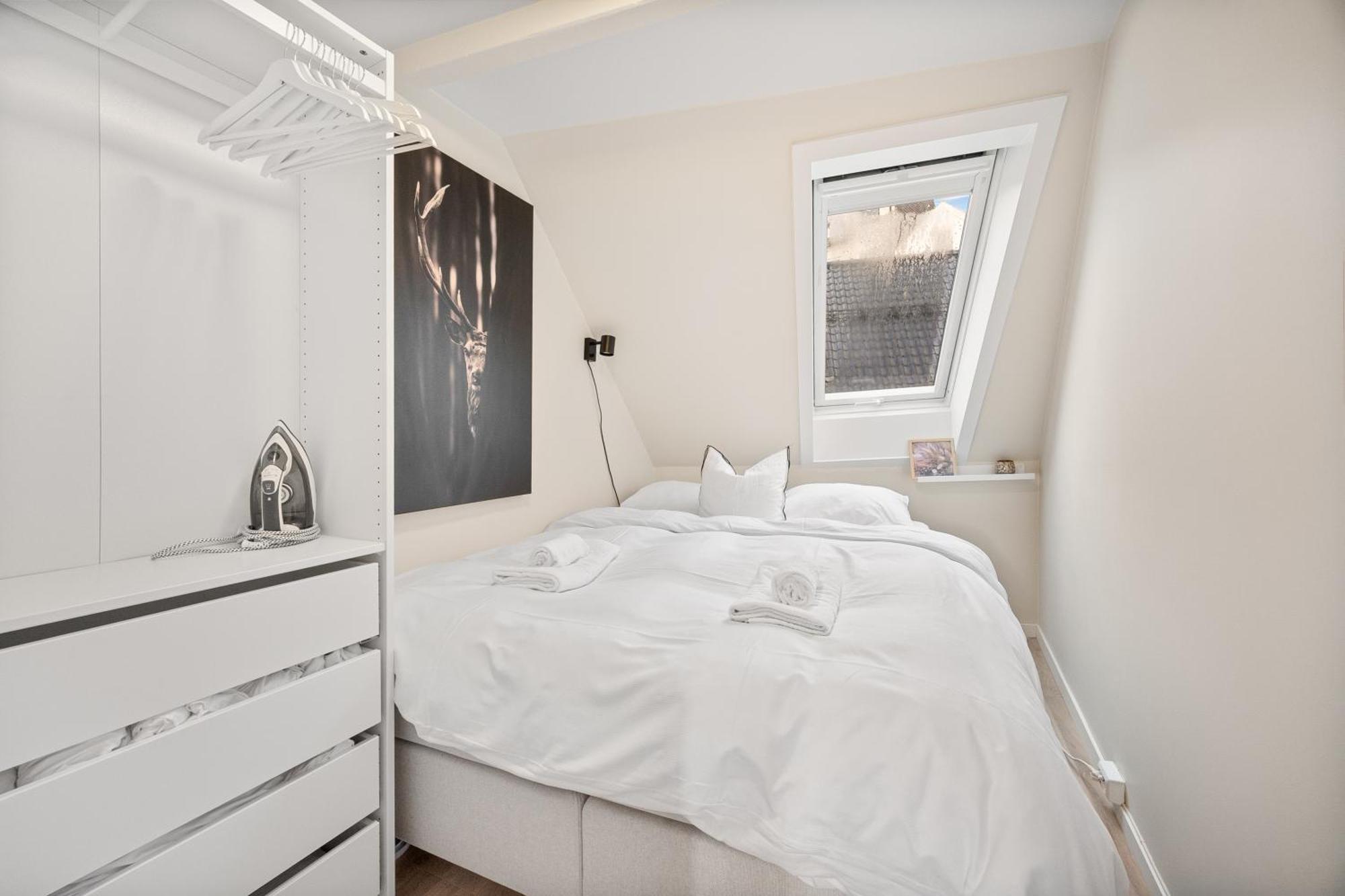 View To Bryggen - Renovated Dec 24 - Historic Cobblestone Street Apartment Bergen Luaran gambar
